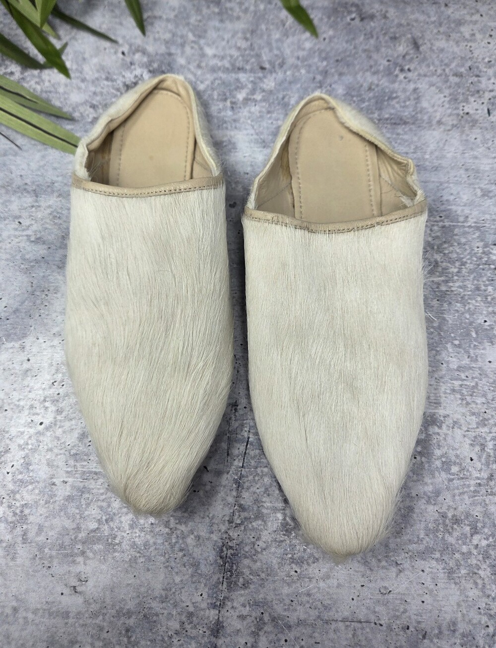Made In India Ivory Pony Hair Juttis Slip On Mules Size EU 38